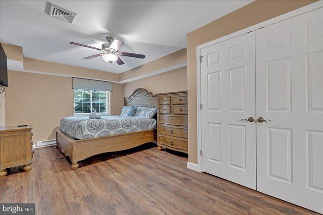 12 BEACHWOOD CT, Lake Harmony, PA 18624