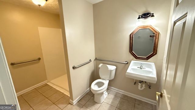 233 Longmeadow Drive NW, Rome, GA 30165