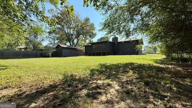 233 Longmeadow Drive NW, Rome, GA 30165