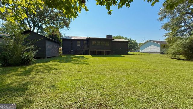 233 Longmeadow Drive NW, Rome, GA 30165