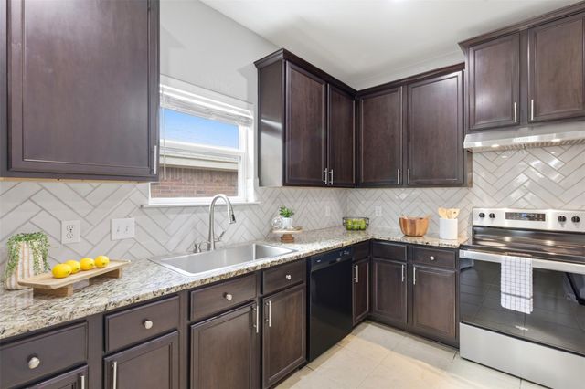 19705 Woodrow Wilson A ST A, Manor, TX 78653