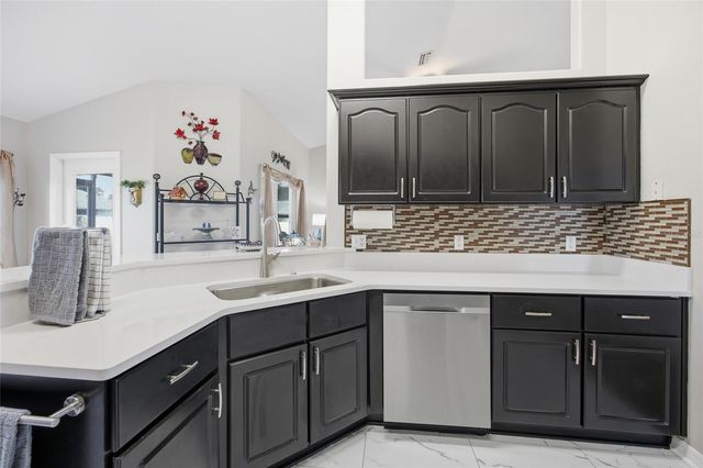 10180 SE 69TH AVENUE, Belleview, FL 34420