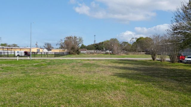 5909 Cypress Street, Houston, TX 77074