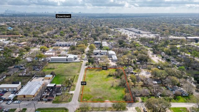 5909 Cypress Street, Houston, TX 77074