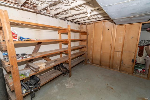 18964 County Road 20, Goshen, IN 46528