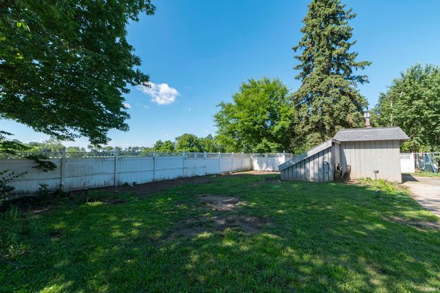 18964 County Road 20, Goshen, IN 46528