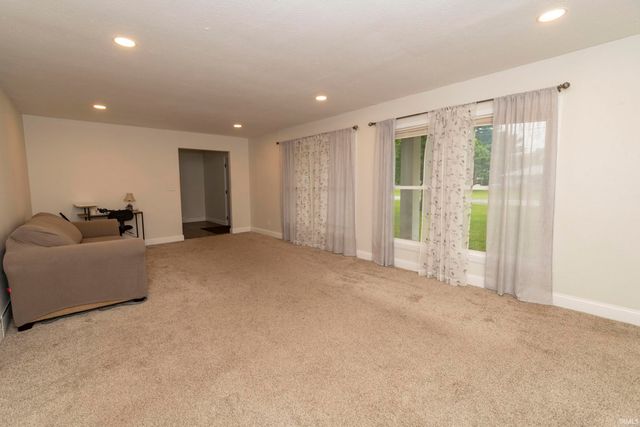 18964 County Road 20, Goshen, IN 46528