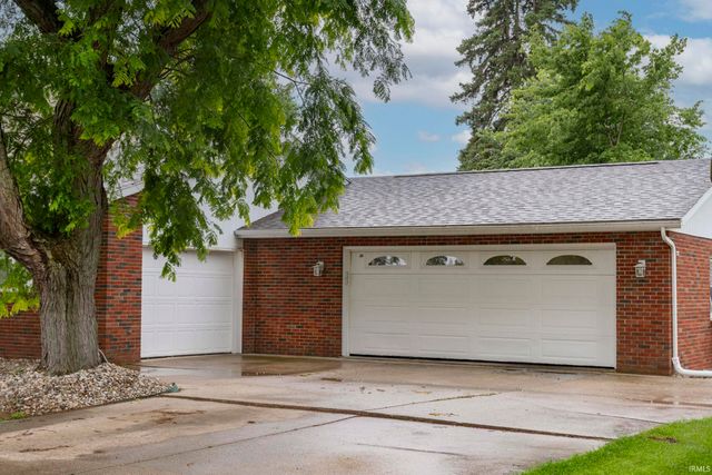 18964 County Road 20, Goshen, IN 46528