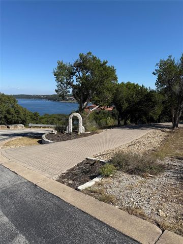 720 S Angel Light DR, Spicewood, TX 78669