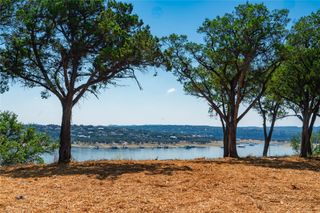 720 S Angel Light DR, Spicewood, TX 78669