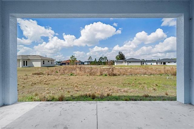 1927 Richmond AVE N, Lehigh Acres, FL 33972
