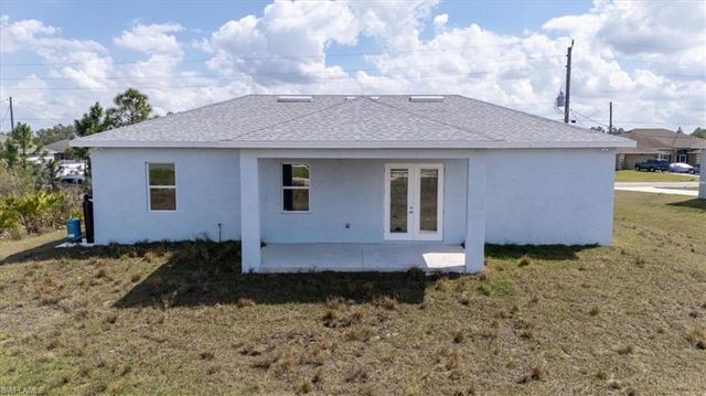 1927 Richmond AVE N, Lehigh Acres, FL 33972