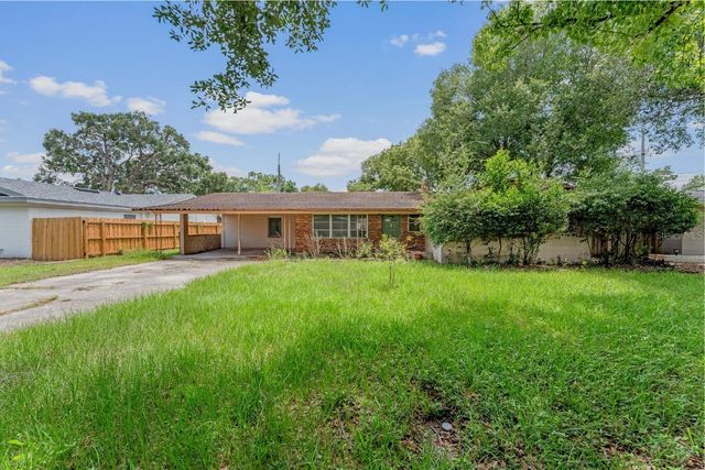 2406 DELLWOOD DRIVE, Orlando, FL 32806