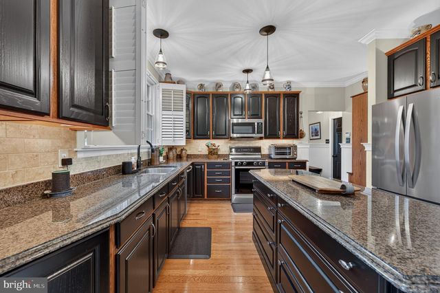 12 BENNINGTON DR, Medford, NJ 08055