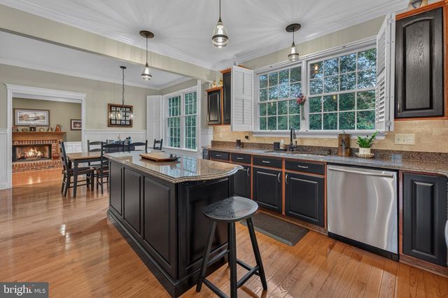12 BENNINGTON DR, Medford, NJ 08055