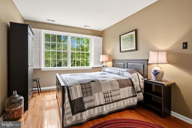 12 BENNINGTON DR, Medford, NJ 08055