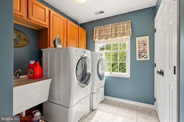 12 BENNINGTON DR, Medford, NJ 08055