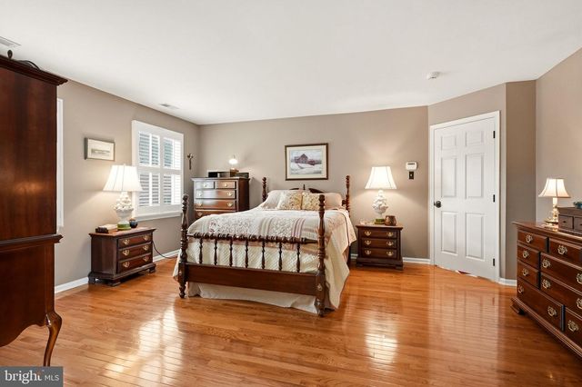 12 BENNINGTON DR, Medford, NJ 08055
