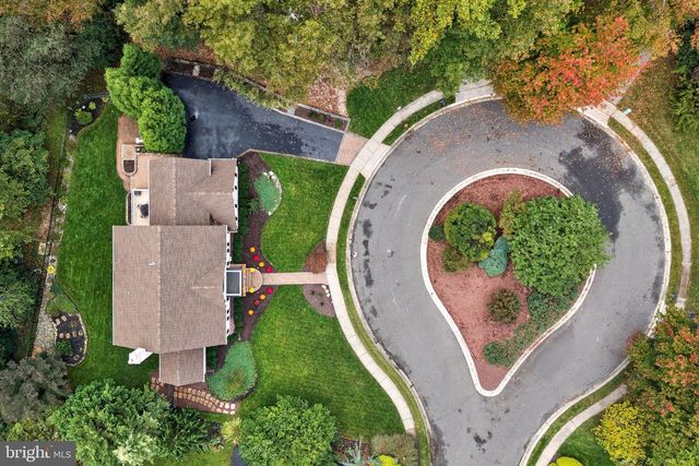 12 BENNINGTON DR, Medford, NJ 08055