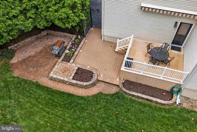 12 BENNINGTON DR, Medford, NJ 08055