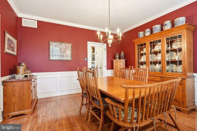 12 BENNINGTON DR, Medford, NJ 08055