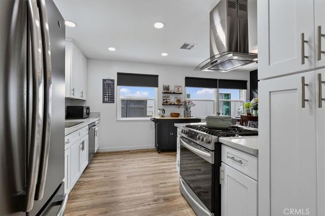 4722 OCANA Avenue, Lakewood, CA 90713