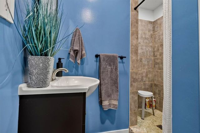 4722 OCANA Avenue, Lakewood, CA 90713