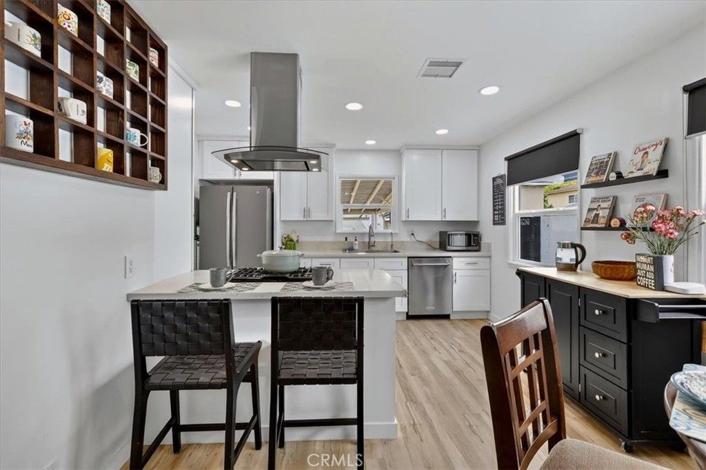 Image 21 of property listing at 4722 OCANA Avenue, Lakewood, CA 90713
