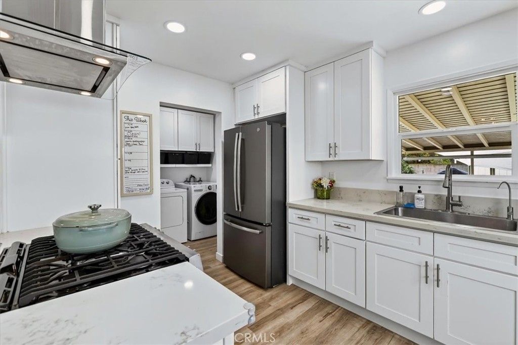 Image 30 of property listing at 4722 OCANA Avenue, Lakewood, CA 90713