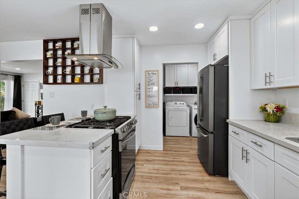 Image 32 of property listing at 4722 OCANA Avenue, Lakewood, CA 90713
