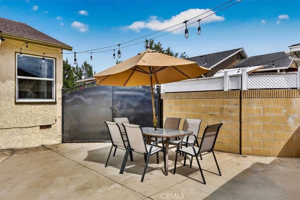 Image 61 of property listing at 4722 OCANA Avenue, Lakewood, CA 90713