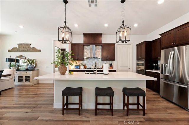 4719 S Moneta Privado, Ontario, CA 91761