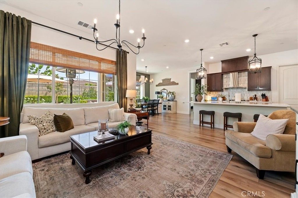 Image 15 of property listing at 4719 S Moneta Privado, Ontario, CA 91761