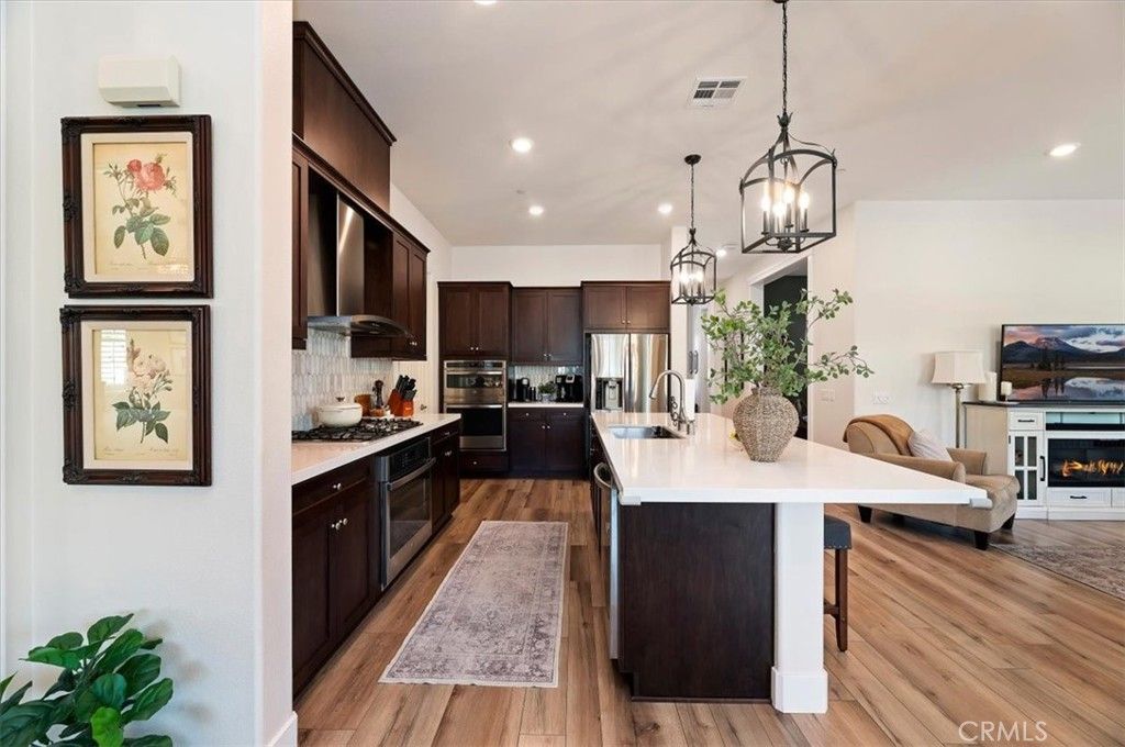 Image 19 of property listing at 4719 S Moneta Privado, Ontario, CA 91761