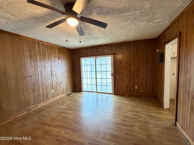 130 S Fairview Circle, Tarboro, NC 27886