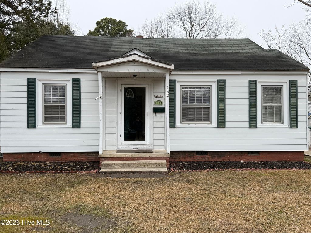 130 S Fairview Circle, Tarboro, NC 27886