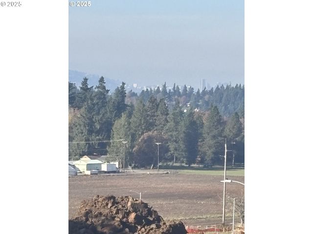 16092 Serres Farms Way 51, Oregon City, OR 97045