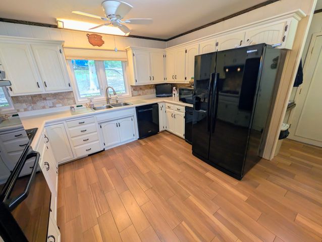 46 Acoma Drive, Branson West, MO 65737