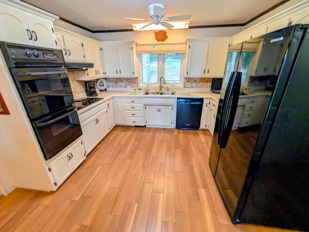 46 Acoma Drive, Branson West, MO 65737