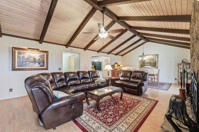 46 Acoma Drive, Branson West, MO 65737
