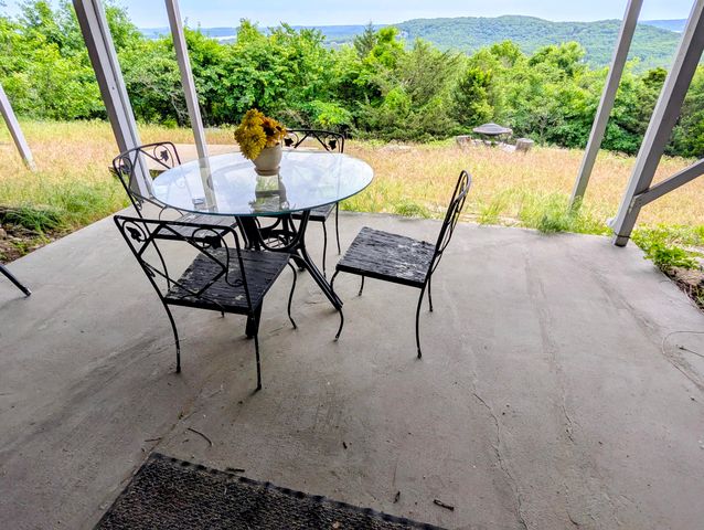 46 Acoma Drive, Branson West, MO 65737
