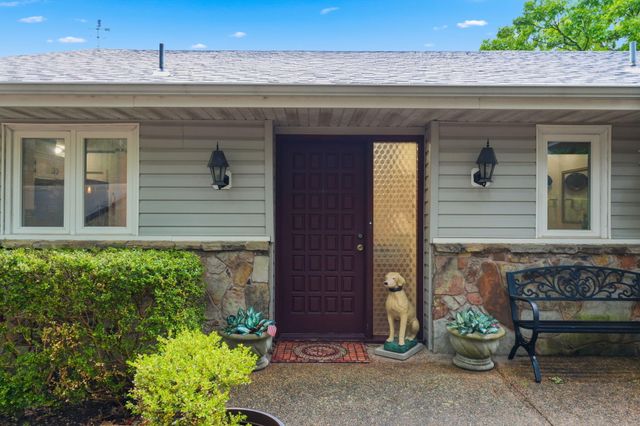 46 Acoma Drive, Branson West, MO 65737