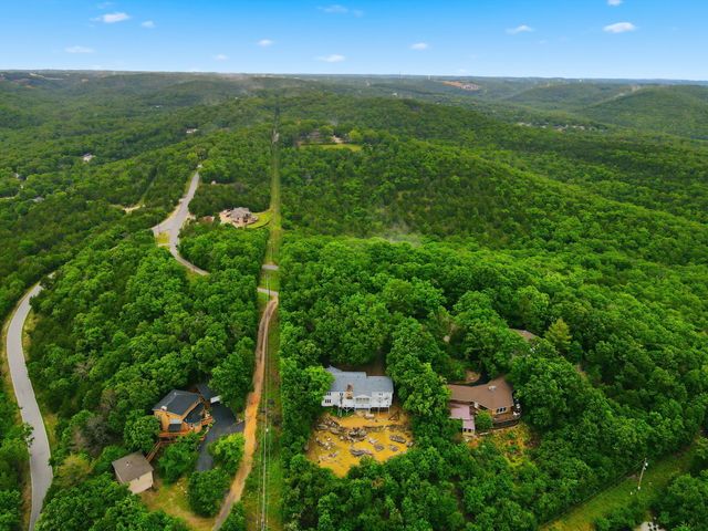 46 Acoma Drive, Branson West, MO 65737