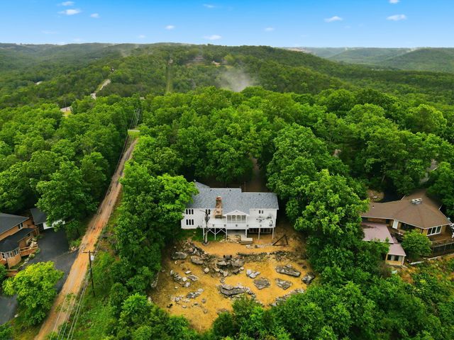 46 Acoma Drive, Branson West, MO 65737