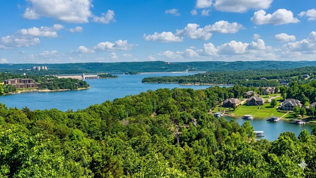 46 Acoma Drive, Branson West, MO 65737