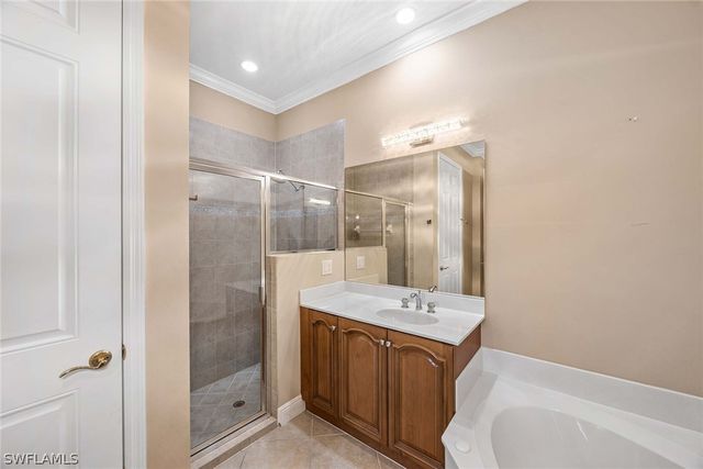 9255 Museo CIR 103, Naples, FL 34114