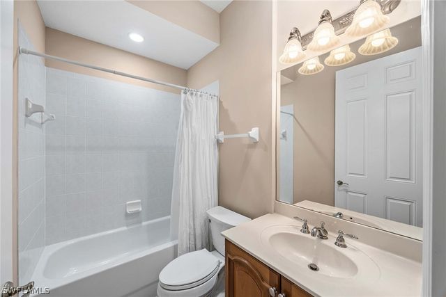 9255 Museo CIR 103, Naples, FL 34114