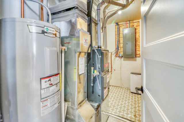 7345 27th Street S, Fargo, ND 58104