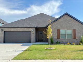 7105 SW High Meadow Boulevard, Bentonville, AR 72713