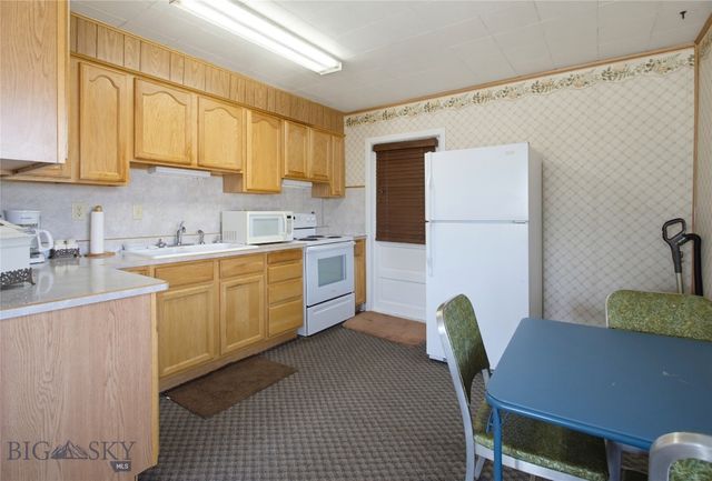 2327 Garrison Avenue, Butte, MT 59701